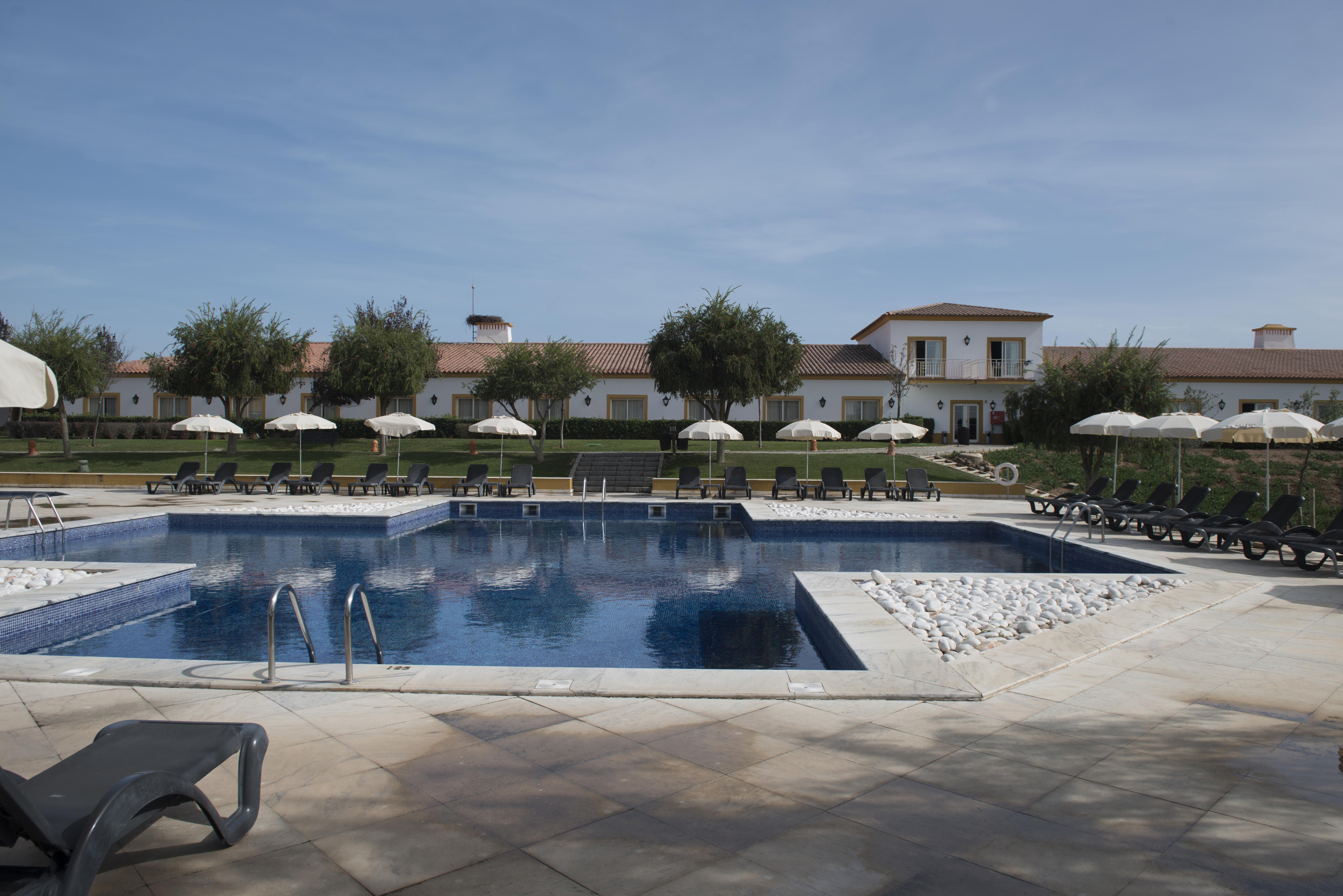 Vila Gale Alentejo Vineyard - Clube De Campo อัลแบร์โนอา ภายนอก รูปภาพ